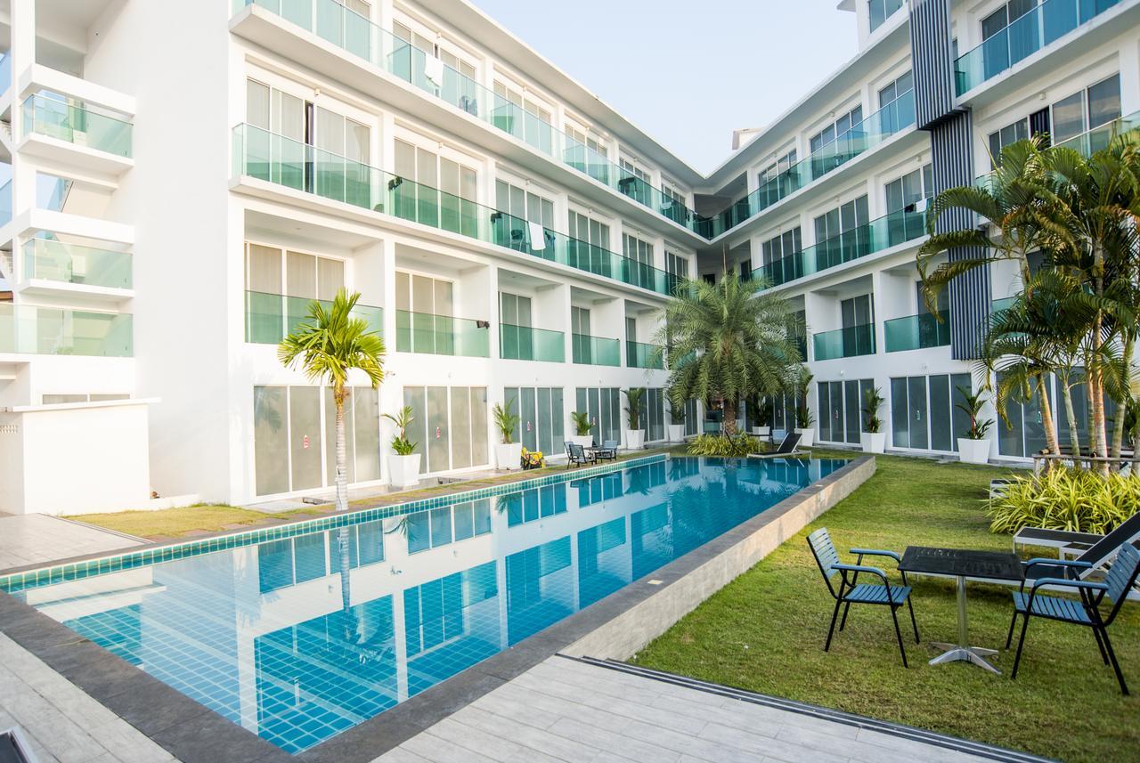 Cozy Resort, A Boutique Hotel Pattaya Extérieur photo